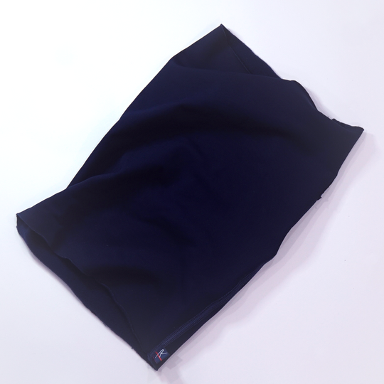 Double sided microfleece gaiter offers warmth while moving moisture to keep you from getting cold. Perfect for running or cycling on those really cold days.