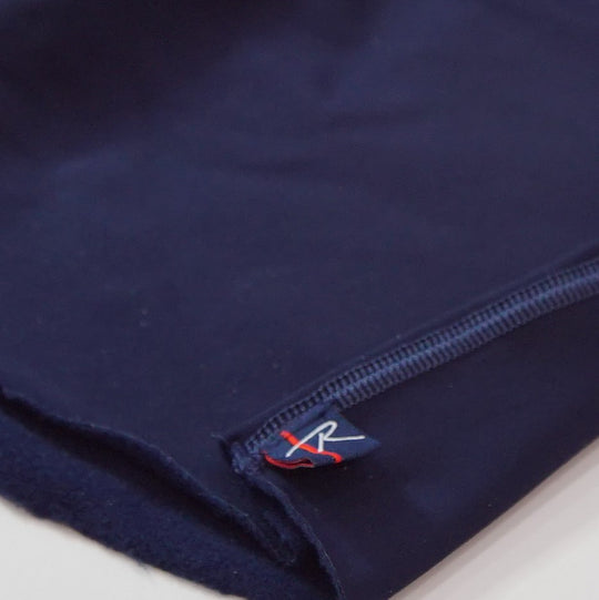 Double sided microfleece gaiter offers warmth while moving moisture to keep you from getting cold. Perfect for running or cycling on those really cold days.