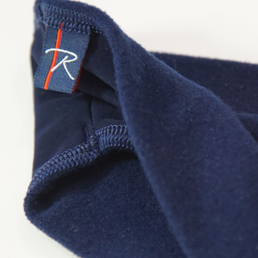 Double sided microfleece headband offers warmth while moving moisture to keep you from getting cold. Perfect for running or under a cycling helmet.